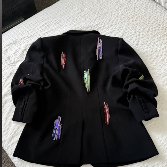 Cinq à Sept Black Blazer with Colorful Embellishments - Picture 2 of 6